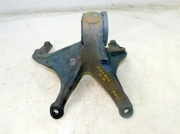 OEM A9603179809 ohjaamon kiinnike oikea puoli image 4