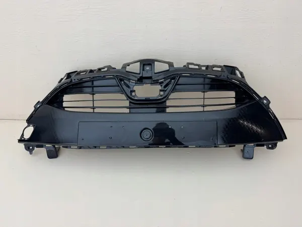 Grille avant Toyota Yaris IV OEM 53111-K0020 image 2