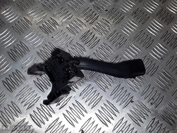 VW Passat 1998 Strömbrytare 4B0953503E image 3