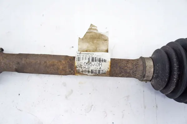 Dacia Duster II 4WD Höger Framhjulaxel image 4