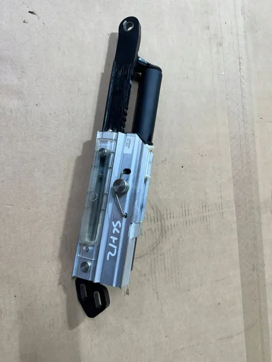 OEM A2308600135 Actuateur de béquille capot gauche Mercedes SL image 7