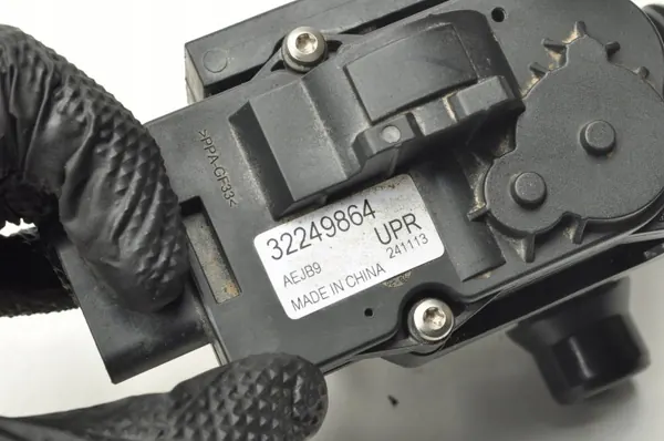 Wasserventil Volvo XC60 II B5 OEM 32249864 image 5