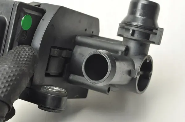 Wasserventil Volvo XC60 II B5 OEM 32249864 image 7