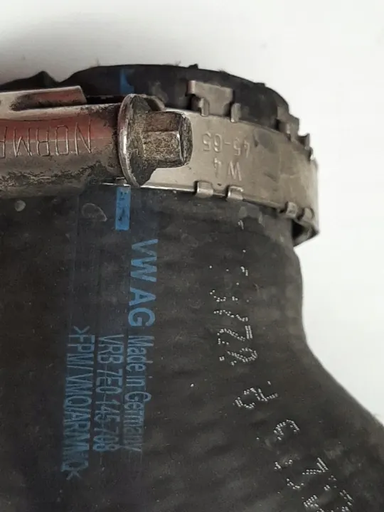 VW T5 T6 2.0 TDI Manguera Intercooler 7E0145762C image 6