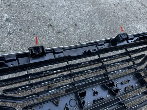 Dodge RAM 1500 IV Jäähdyttimet OEM 5UQ48SZ0AB - Kromi image 9