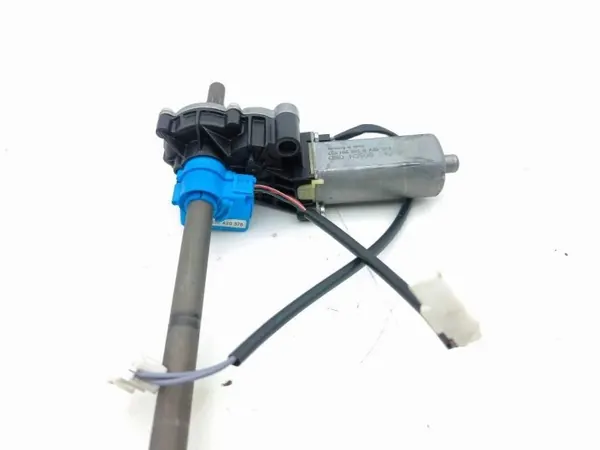 Vorderer linker Sitzmotor OEM 0390201937 Maserati Quattroporte image 5