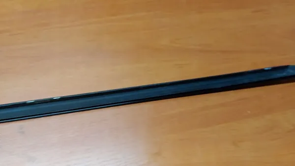 Junta para-brisa esquerda dianteira OEM 7045447 BMW 5 E60/E61 image 7