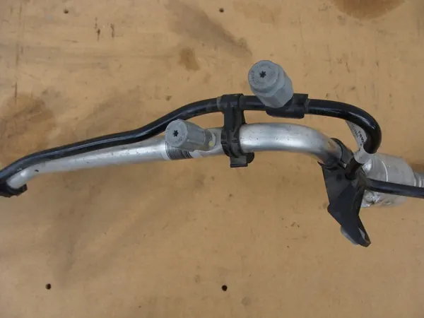 Ilmastointiletkut Peugeot 208 II 1.2 PureTech image 5