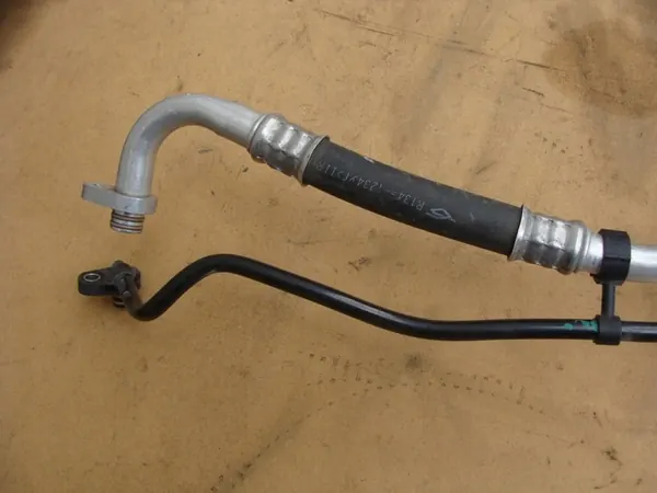 Ilmastointiletkut Peugeot 208 II 1.2 PureTech image 8