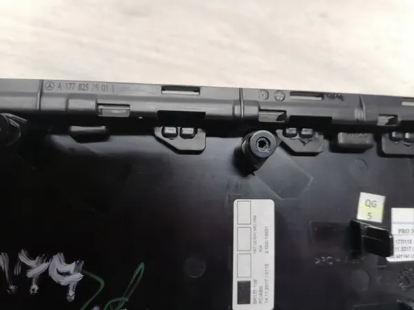 Painel Porta Dianteira Esquerda Mercedes W177 OEM A1777206501 image 10