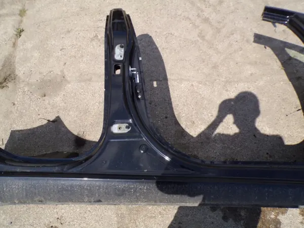 OEM 6665574455622 Kia Pilar A Derecho Panel Interior image 3