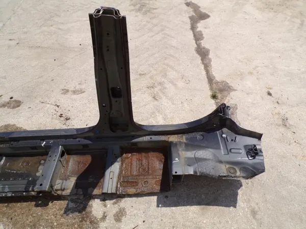 OEM 6665574455622 Kia Pilar A Derecho Panel Interior image 8