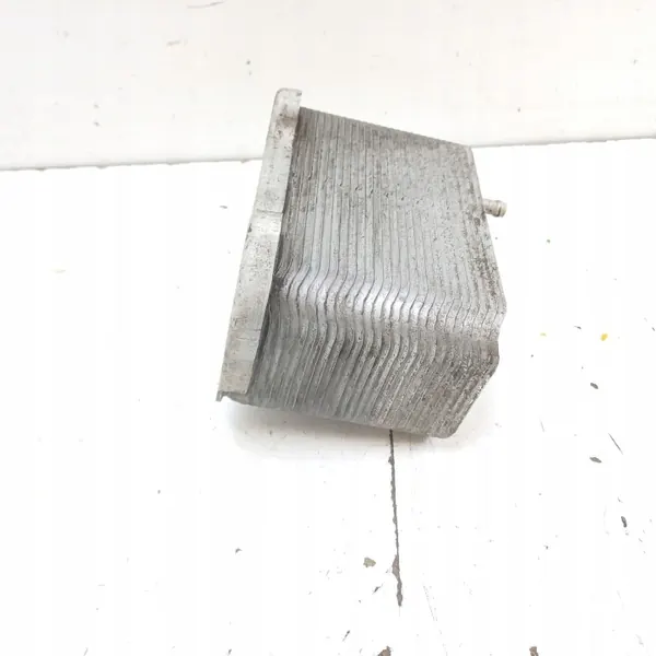 Arrefecedor de óleo Porsche 996 OEM 99610702557 - Usado image 4