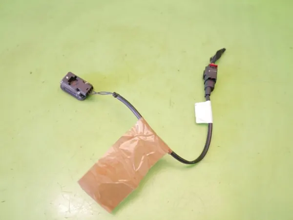Microinterruptor porta-malas OEM 9410-0316-000 Fiat Freemont image 5