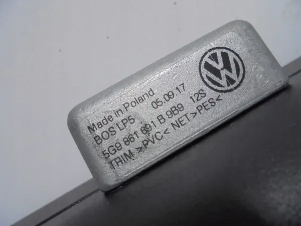 Filet de coffre Volkswagen OE 5G9861691B d'occasion image 7