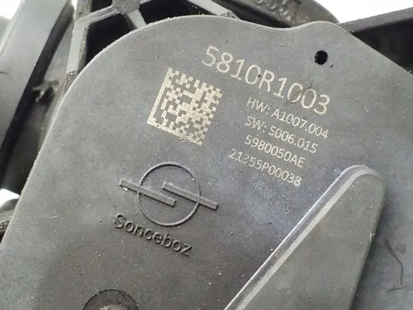 Porsche Taycan Kühlventil OEM 9J1906459A image 3