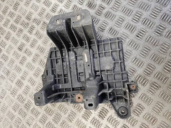 Base de bateria Hyundai OEM 371502S200 para IX35 1.7 CRDI image 3