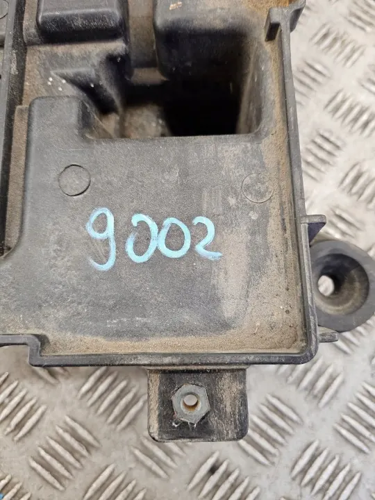 Base de bateria Hyundai OEM 371502S200 para IX35 1.7 CRDI image 4