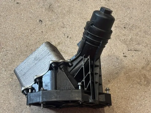 Oljefilterhus OEM 8570063 för BMW 5 G30 7 G11 image 5