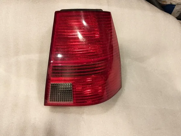 Bakljus Bora Kombi, Golf IV Kombi 1J9945095M image 2