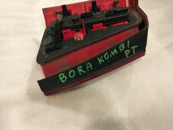 Bakljus Bora Kombi, Golf IV Kombi 1J9945095M image 3