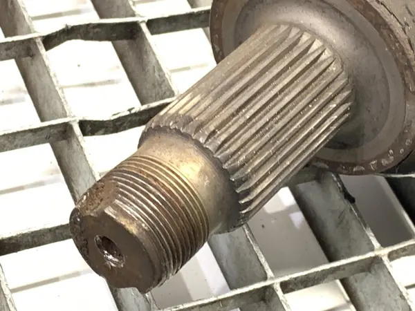 Vänster framaxel BMW E83 2.0 150HK 03-11 image 4