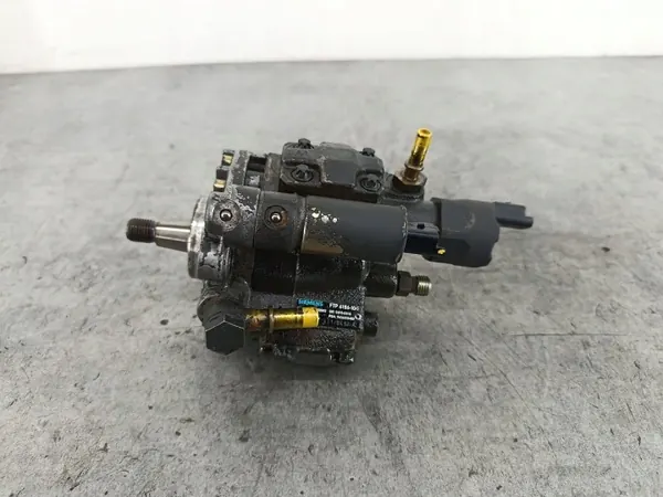OEM 9636818480 inspuitpomp voor Peugeot 307 SW image 2