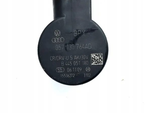 Regulador de pressão de combustível 3.0 TDI AUDI 059906048F image 3