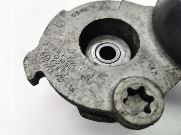 Audi A7 S7 4G 2014 Remskiva / Generator image 2