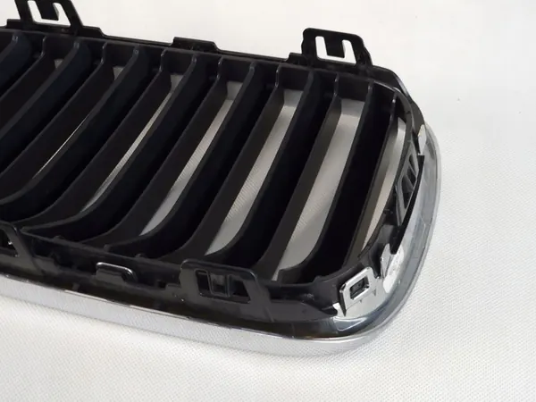 BMW 2 F22 F23 Right Kidney Grille Original M-Sport OEM image 3