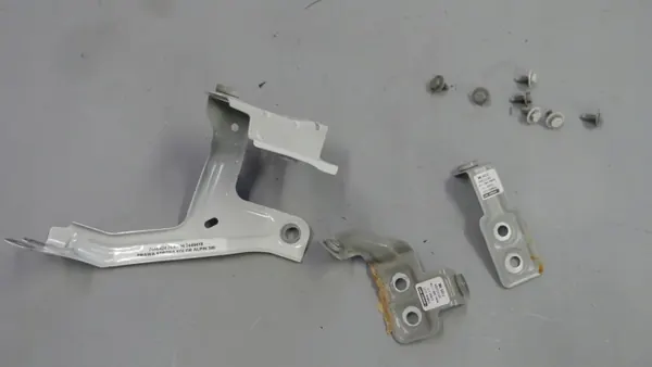 Support d'aile droit BMW G30 G31 OEM 7440418 image 4
