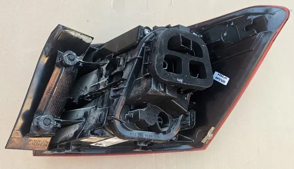 Lámpara trasera izquierda Seat Arona 6F9945095B image 3