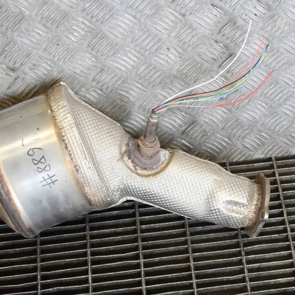Katalysator Porsche Macan OEM 4H0131703P image 3