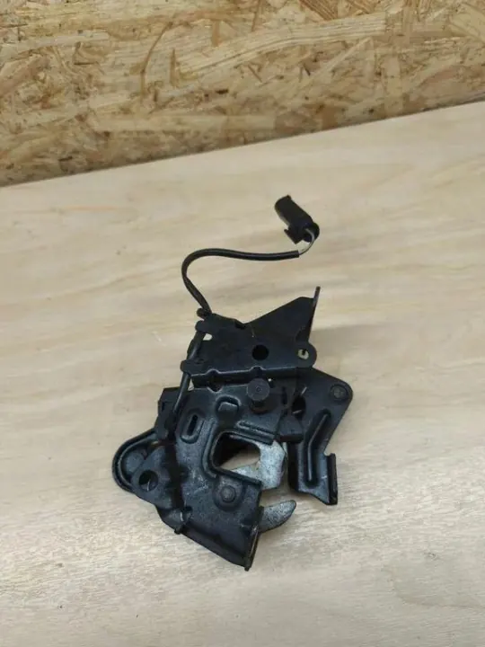 OEM 7206453 Motorhuvelås för BMW 6 Cabrio F12 2013 image 4