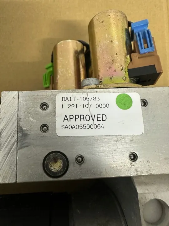 Saab 9-3 II takpump OEM 12211070000 image 5
