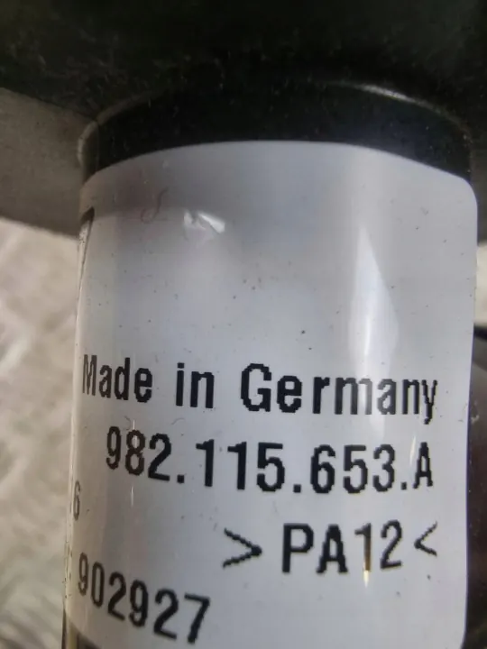 Porsche 982115653A Oljefyllningsrör - Begagnad OE-del image 4
