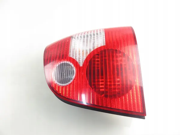 Luz trasera derecha VW Polo IV (9N_) 6Q6945112A image 8