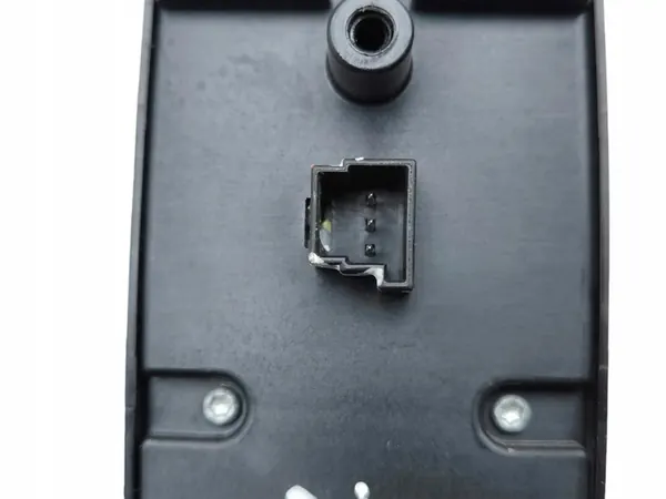 Mercedes-Benz A W169 2008 Voorlinkse raamknoppen OEM image 10