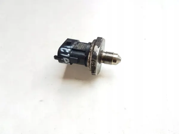 Sensor Presión Combustible Kia OEM 3534203AC0 - Usado image 3