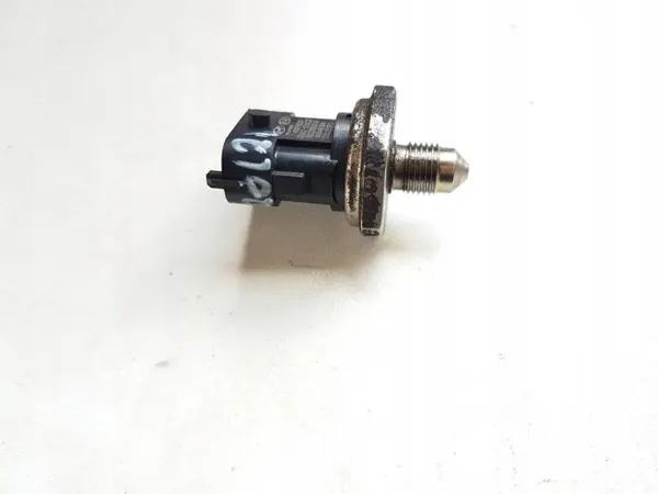Sensor Presión Combustible Kia OEM 3534203AC0 - Usado image 4