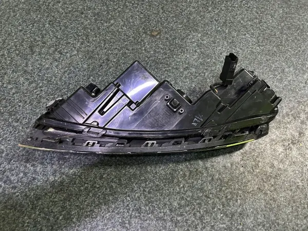 Halogen LED vorne rechts Citroen C5 Aircross OEM 9818005080 image 5