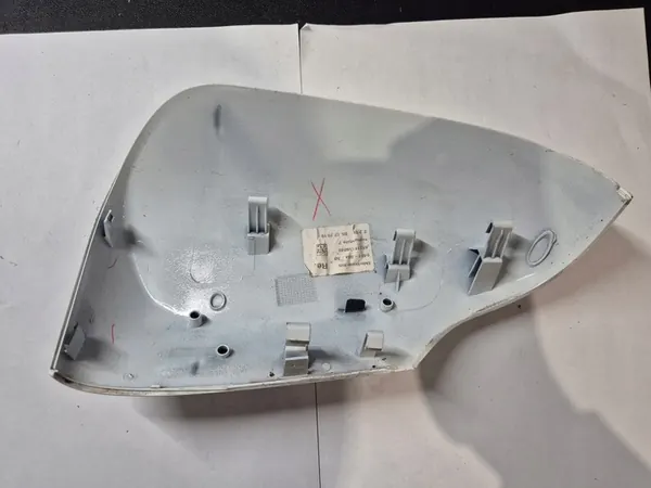 TOYOTA YARIS III 11-19 Right Mirror Cover Silver 6401003 image 2