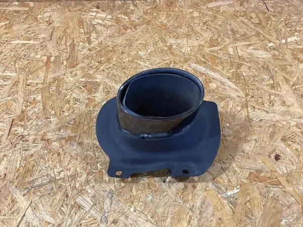Élément silencieux gauche Porsche OEM 992251187an image 2