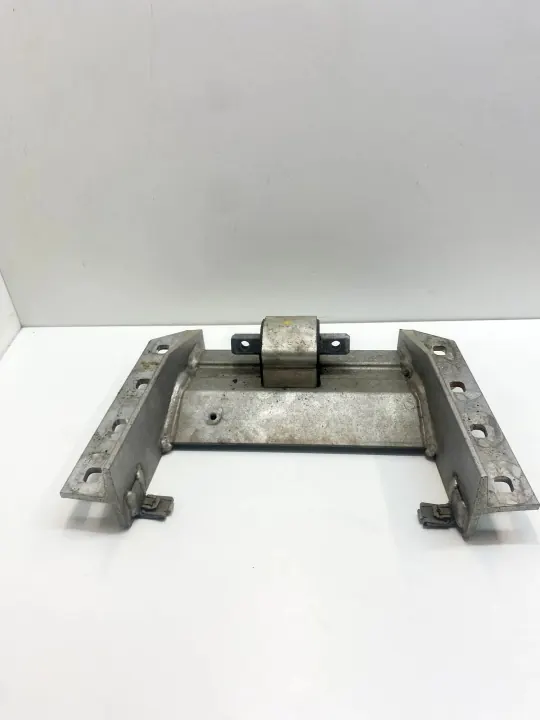 Mercedes-Benz Växellådsstöd OEM 2312401002 Begagnad image 2
