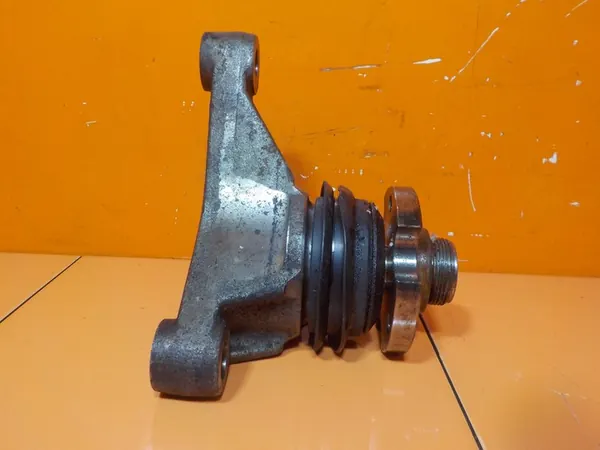 RANGE ROVER SPORT 3.0 TD V6 base de couplage visqueux image 3