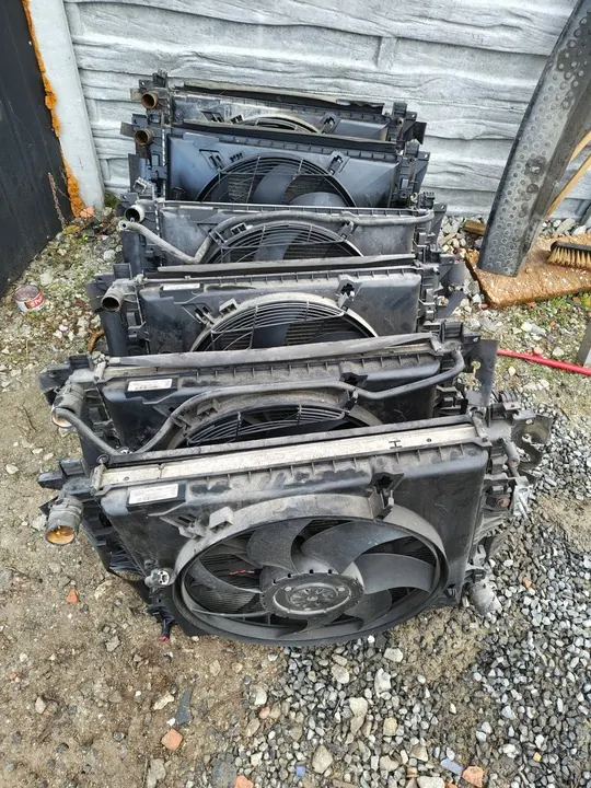 Lancia Voyager 2.8CRD Vaihtovirtageneraattori 2008-2016 OEM 04727866AB image 9