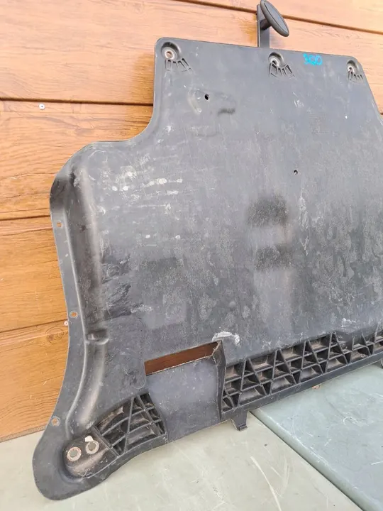 Framotorhuv VW Passat B8 3Q0825902B 3Q0825901B image 3