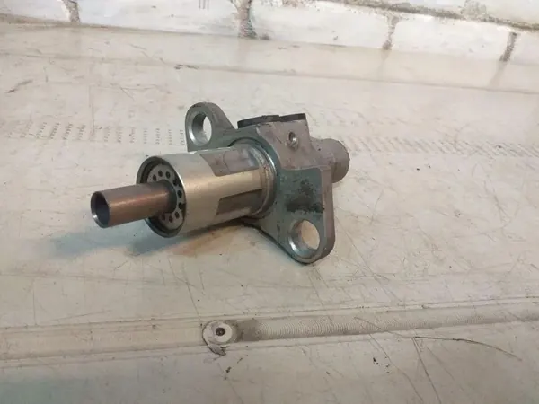 Gebruikte remcilinder OEM V606006F voor Audi A4 2.0L Diesel image 2