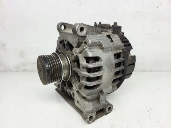 Vaihtovirtageneraattori Mercedes W168 1.7 CDI A0121544402 image 3