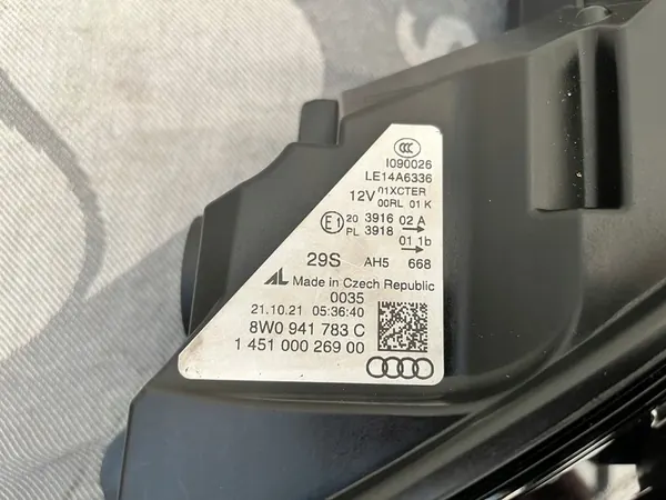 AUDI A4 S4 B9 Faro Izquierdo Full LED Matrix 8W0941783 image 5